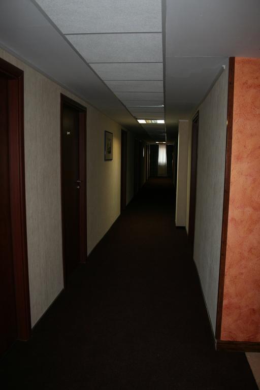 Hotel Tenishouse Маркі Екстер'єр фото