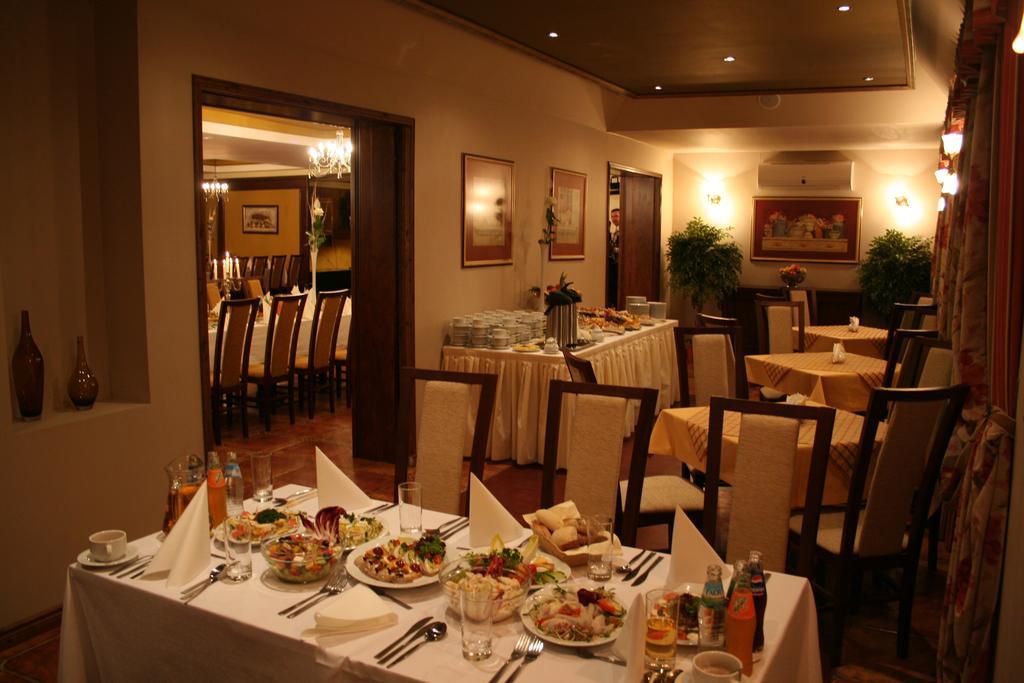 Hotel Tenishouse Маркі Екстер'єр фото