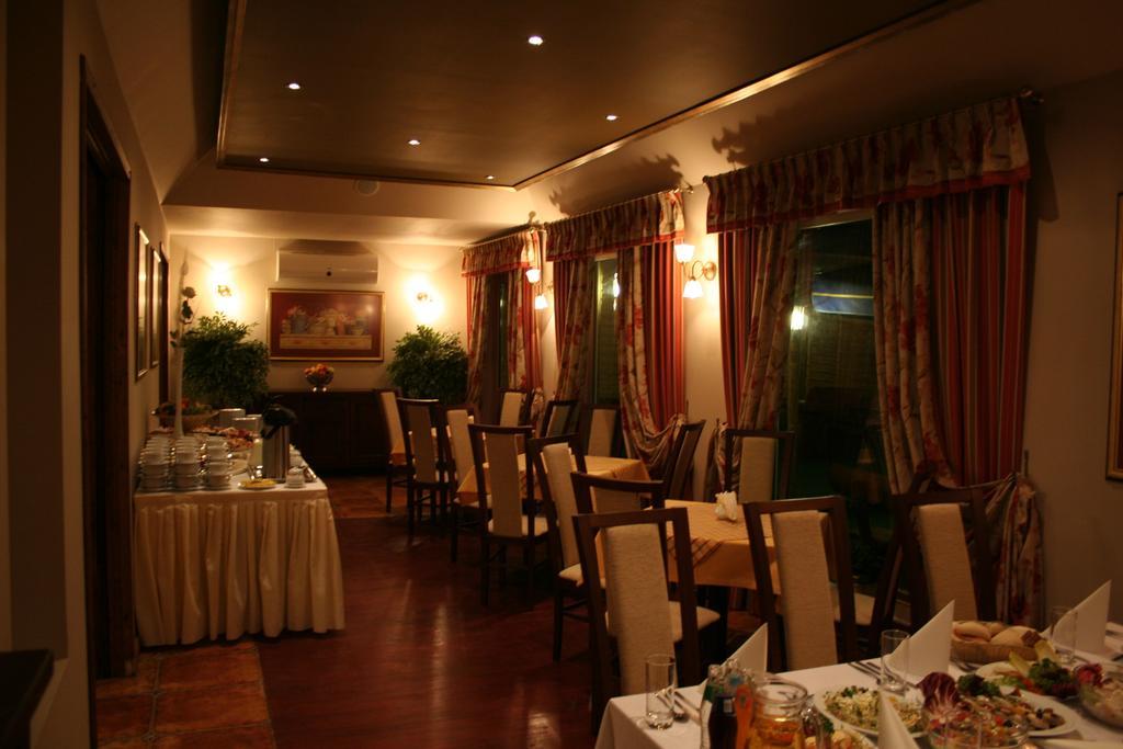 Hotel Tenishouse Маркі Екстер'єр фото