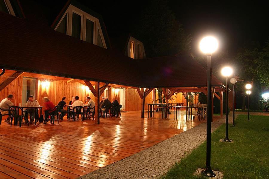 Hotel Tenishouse Маркі Екстер'єр фото