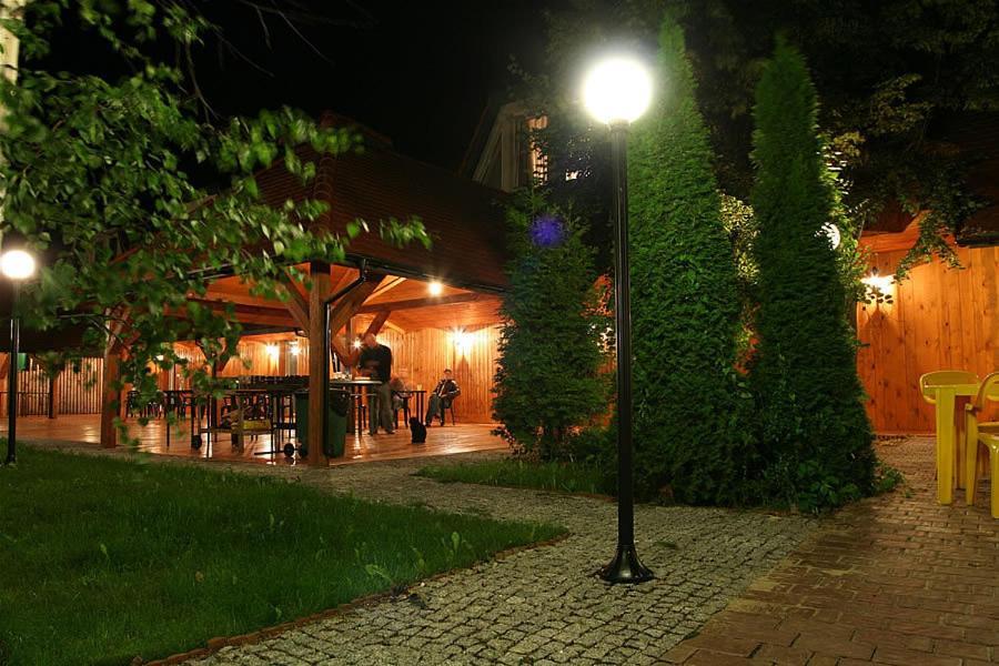 Hotel Tenishouse Маркі Екстер'єр фото